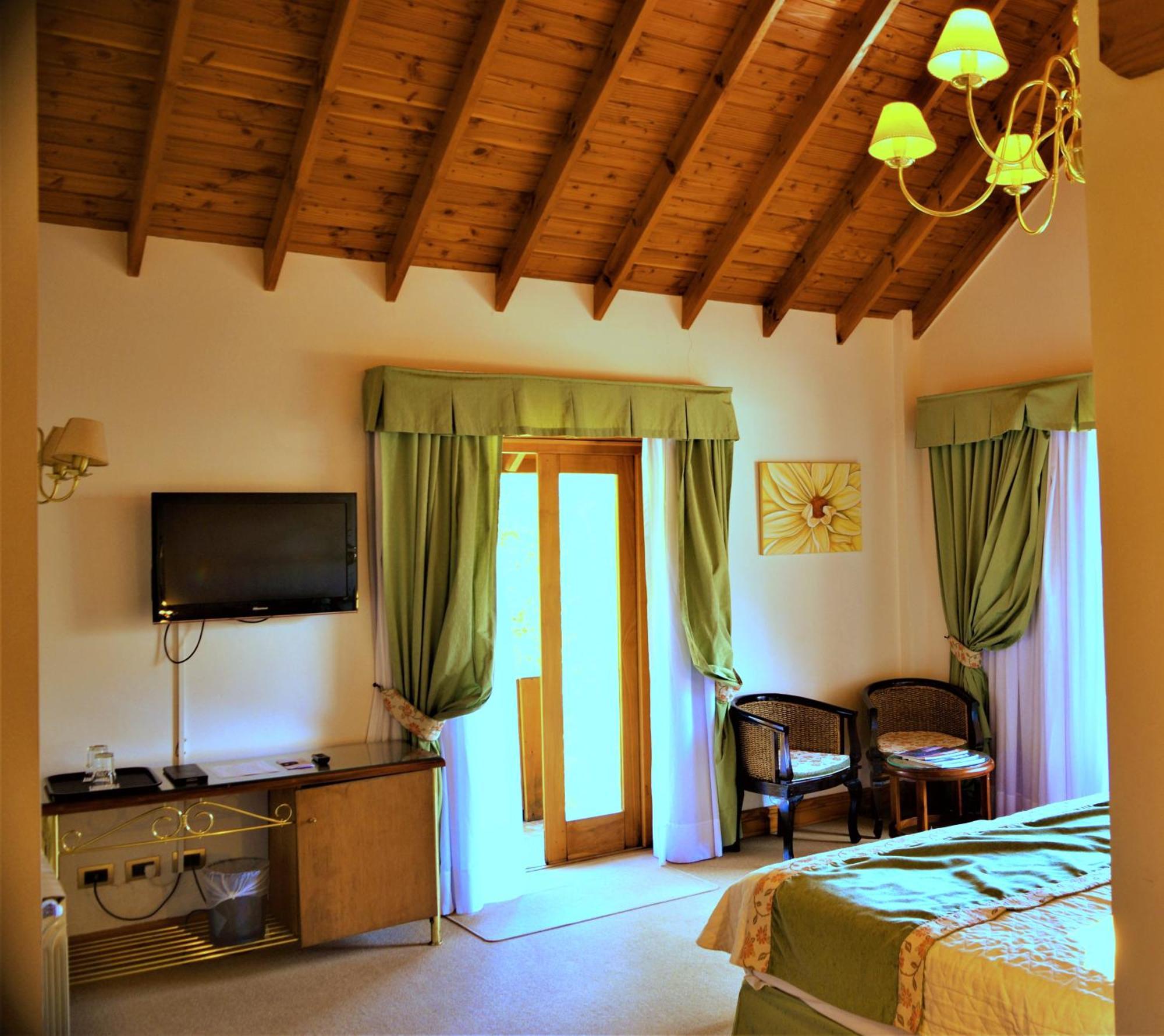 Hosteria Patagon Villa La Angostura Phòng bức ảnh